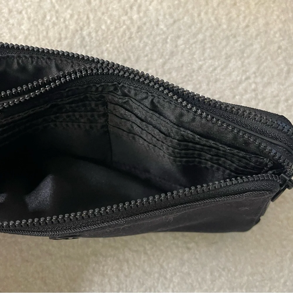 Black Lululemon Double Up Wristlet Pouch - Picture 2 of 3